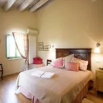 Villa W Wine Tours Near *