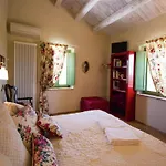 W Wine Tours Near Villa