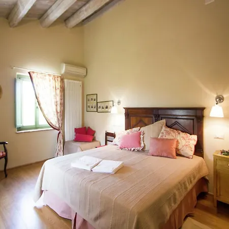 Villa W Wine Tours Near *