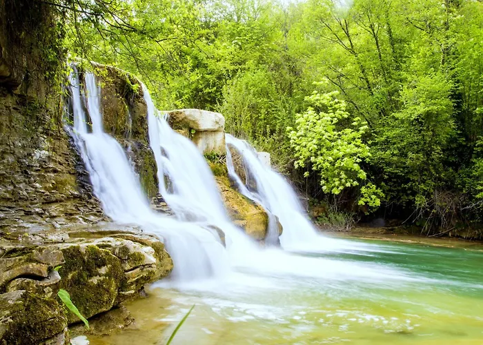 Βίλα W Wine Tours Near *