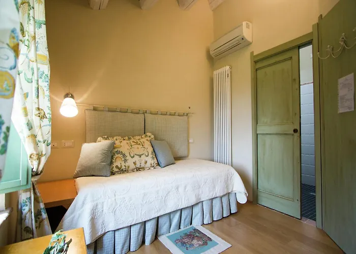 Βίλα W Wine Tours Near